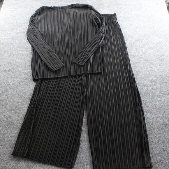 Sold - Picture 2 of 16